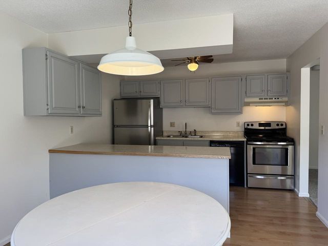 8 Freedom Drive, Montpelier, VT 05602