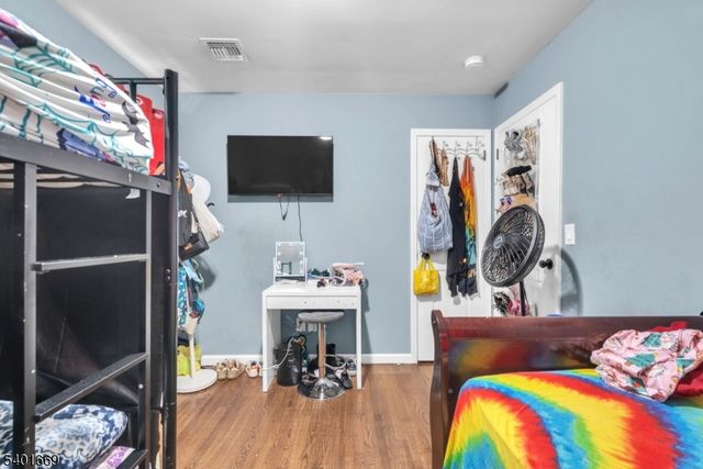 1101 Bergen Ave, Linden City, NJ 07036