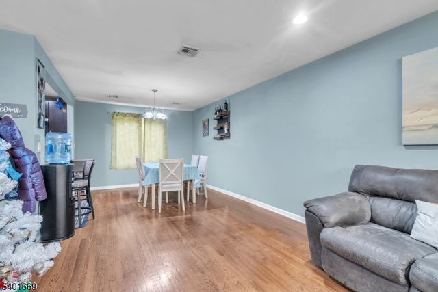 1101 Bergen Ave, Linden City, NJ 07036