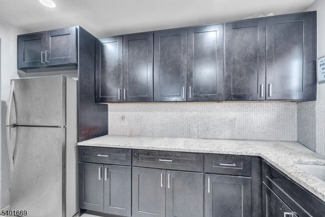 1101 Bergen Ave, Linden City, NJ 07036