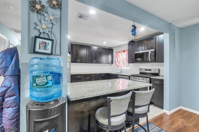 1101 Bergen Ave, Linden City, NJ 07036