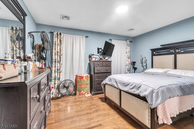 1101 Bergen Ave, Linden City, NJ 07036