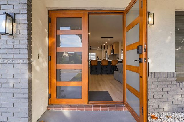 1462 SW 25th Ave, Deerfield Beach, FL 33442