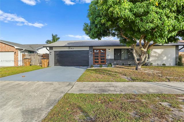 1462 SW 25th Ave, Deerfield Beach, FL 33442