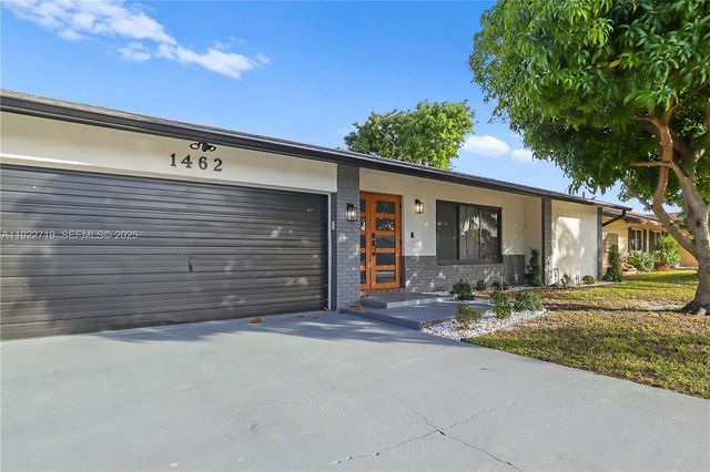 1462 SW 25th Ave, Deerfield Beach, FL 33442