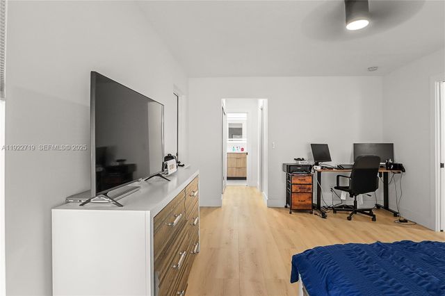 1462 SW 25th Ave, Deerfield Beach, FL 33442