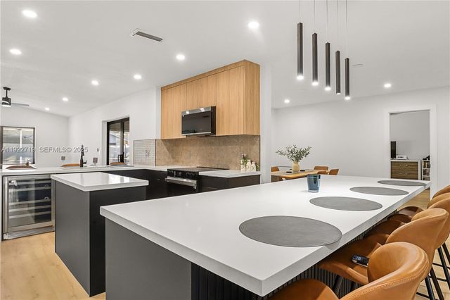 1462 SW 25th Ave, Deerfield Beach, FL 33442