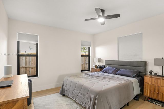 1462 SW 25th Ave, Deerfield Beach, FL 33442