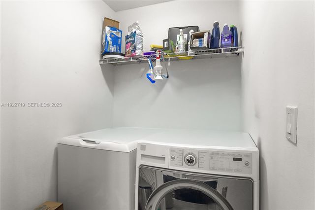 1462 SW 25th Ave, Deerfield Beach, FL 33442