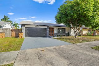 1462 SW 25th Ave, Deerfield Beach, FL 33442