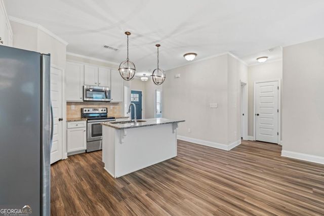 124 Hunters Chase Court, Eatonton, GA 31024