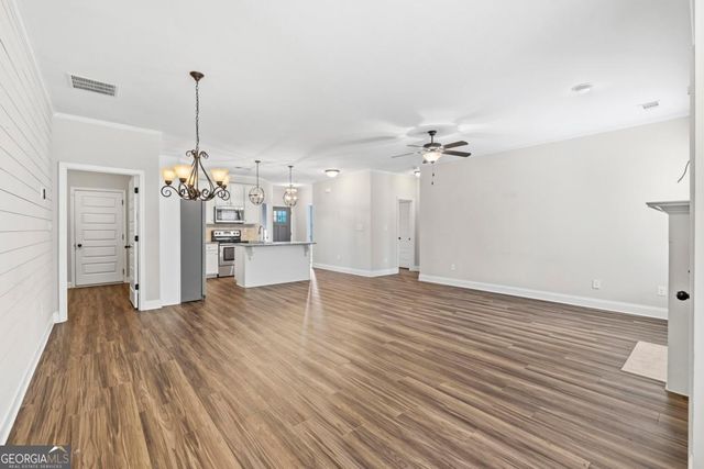 124 Hunters Chase Court, Eatonton, GA 31024