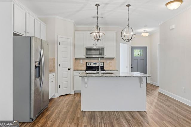 124 Hunters Chase Court, Eatonton, GA 31024