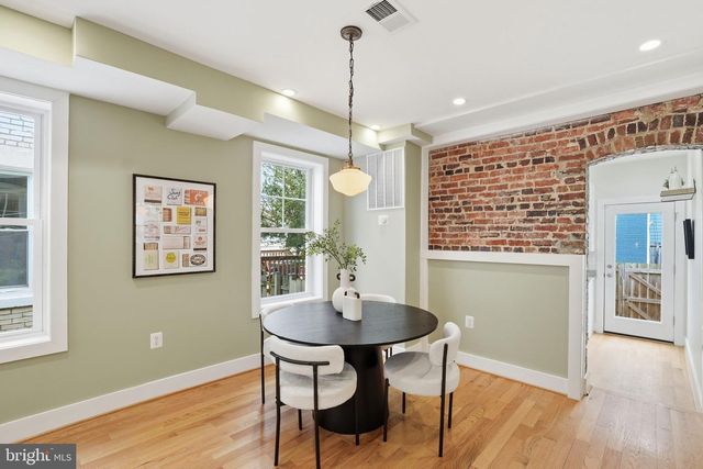 1604 D ST SE, Washington, DC 20003