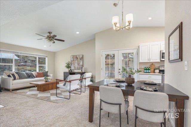 2128 E E Gloucester St., Boise, ID 83706