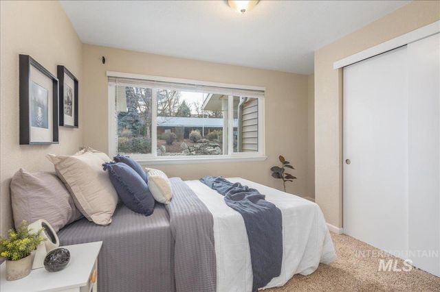 2128 E E Gloucester St., Boise, ID 83706