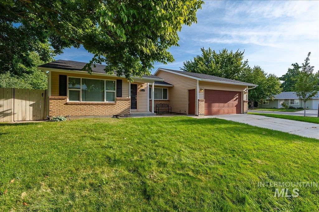 2128 E E Gloucester St., Boise, ID 83706