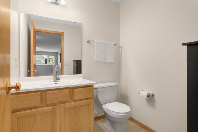 4770 Underwood Lane N A, Plymouth, MN 55442