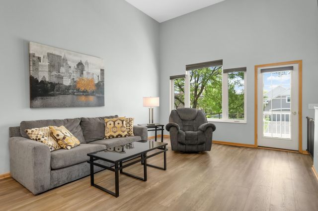 4770 Underwood Lane N A, Plymouth, MN 55442