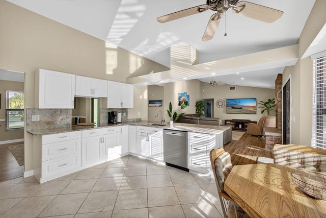 2530 NE Pinecrest Lakes Boulevard, Jensen Beach, FL 34957