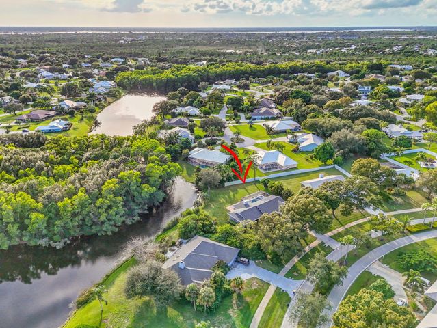 2530 NE Pinecrest Lakes Boulevard, Jensen Beach, FL 34957