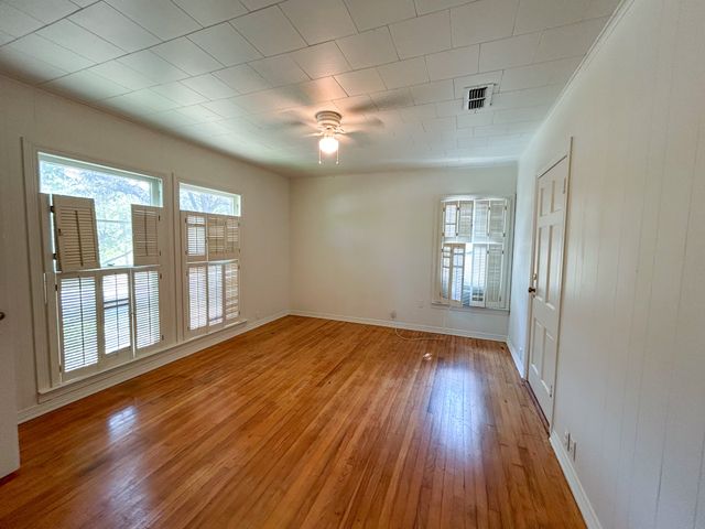 1319 Panhandle Street, Denton, TX 76201