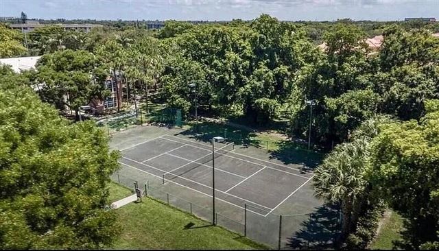 1060 CRYSTAL Way 103, Delray Beach, FL 33444
