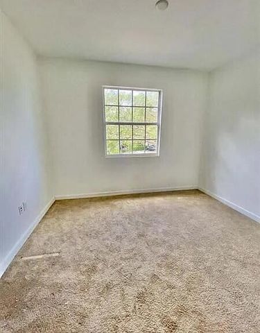 1060 CRYSTAL Way 103, Delray Beach, FL 33444