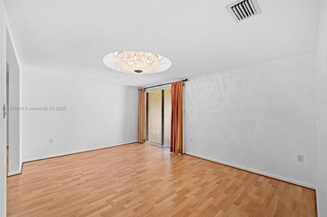 1175 NE 102nd St, Miami Shores, FL 33138