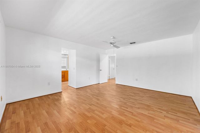 1175 NE 102nd St, Miami Shores, FL 33138