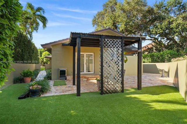 1175 NE 102nd St, Miami Shores, FL 33138