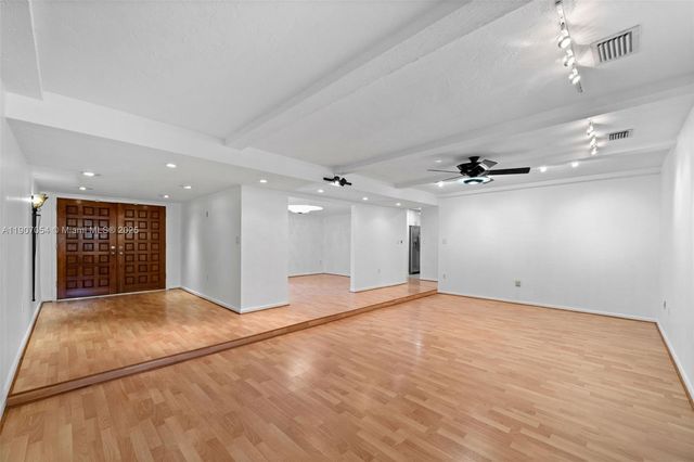 1175 NE 102nd St, Miami Shores, FL 33138