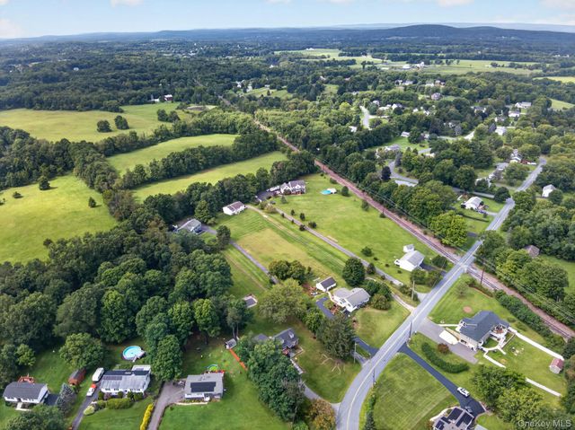 49 Bailey Road, Montgomery, NY 12549