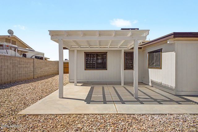 9010 W Griswold Road, Peoria, AZ 85345