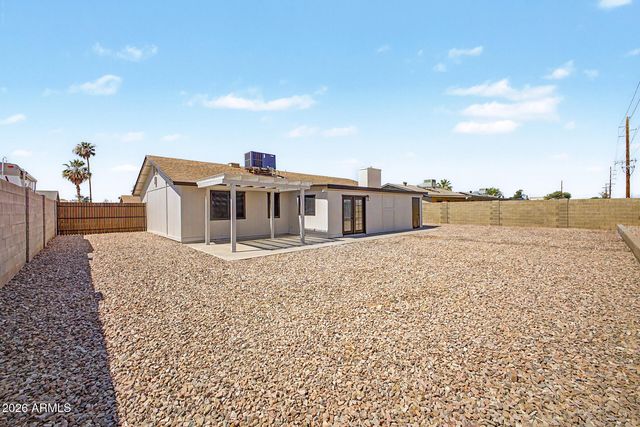 9010 W Griswold Road, Peoria, AZ 85345