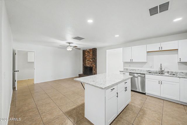 9010 W Griswold Road, Peoria, AZ 85345