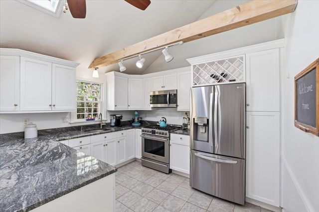 24 Starlight Dr, Barnstable, MA 02648