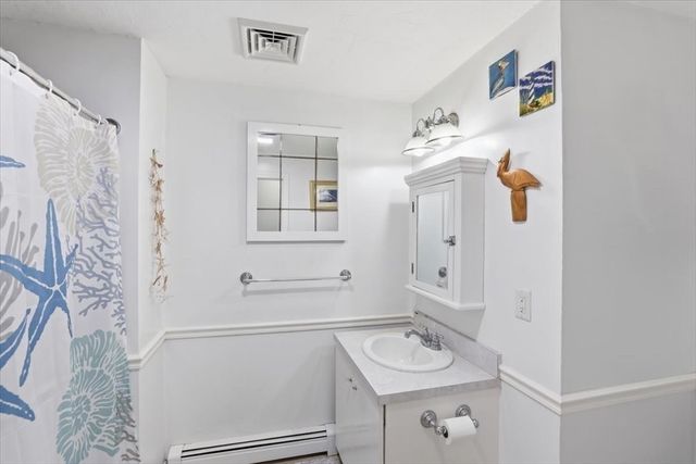 24 Starlight Dr, Barnstable, MA 02648
