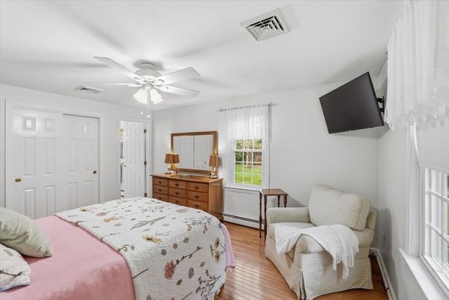 24 Starlight Dr, Barnstable, MA 02648