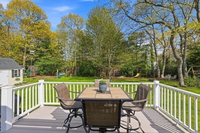 24 Starlight Dr, Barnstable, MA 02648