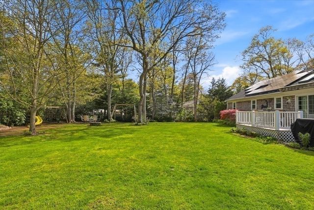 24 Starlight Dr, Barnstable, MA 02648