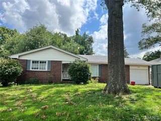 3650 Estates Drive, Florissant, MO 63033