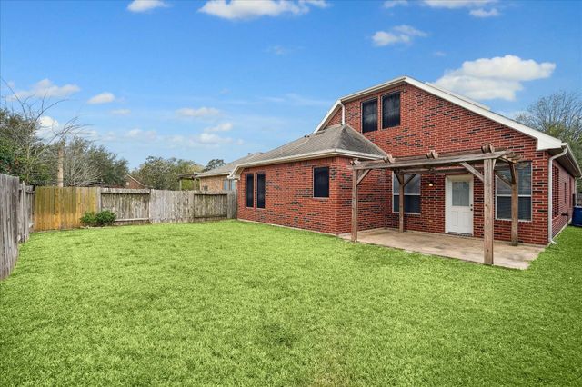 12306 W Elizabeth Shore Loop, Cypress, TX 77433