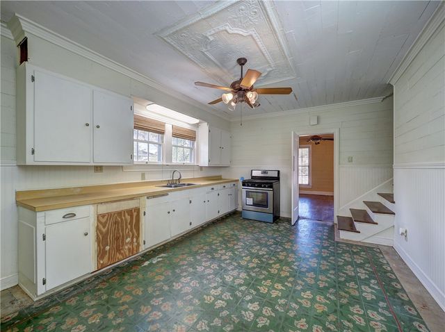 201 Del Mar Blvd, Corpus Christi, TX 78404