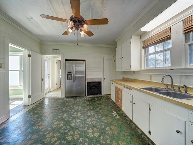 201 Del Mar Blvd, Corpus Christi, TX 78404