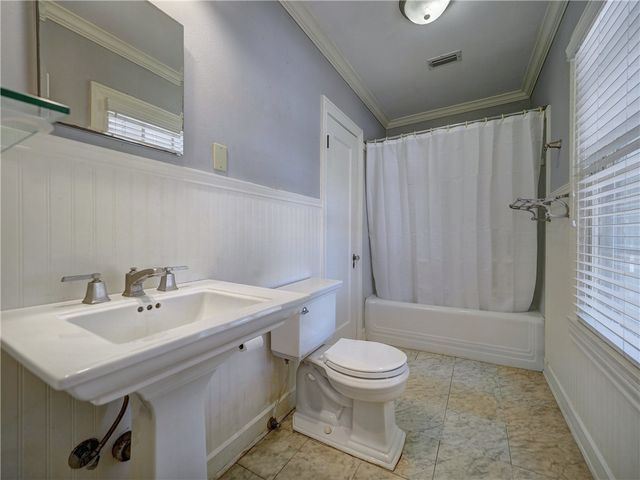 201 Del Mar Blvd, Corpus Christi, TX 78404