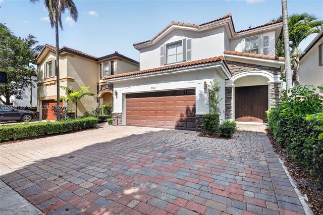 4422 NW 112th Ct, Doral, FL 33178