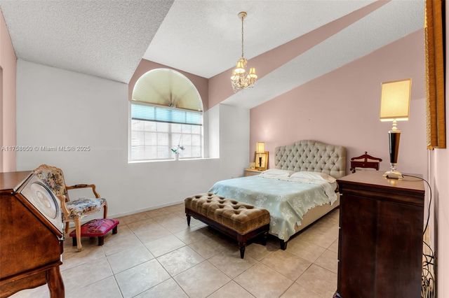 11060 SW 153rd Ct, Miami, FL 33196