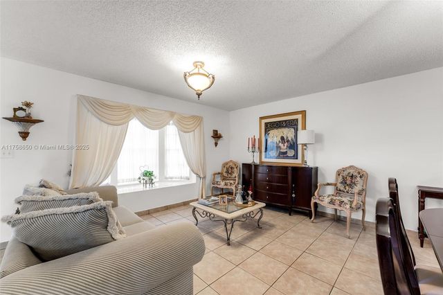 11060 SW 153rd Ct, Miami, FL 33196