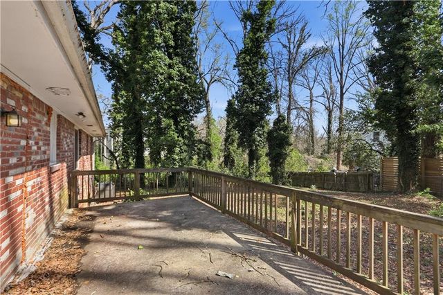 1548 Sylvan SW Road, Atlanta, GA 30310